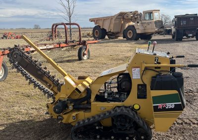 Vermeer RTX250 Gas Trencher for rent - $225