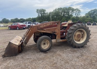 International 464 Tractor w/ Loader for sale! - $6,500