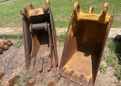 Backhoe Buckets for sale! - $450