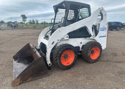 2000 Bobcat 773 Tire Machine Skid Steer Loader - $16,500