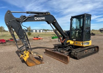 2016 John Deere 50G Mini Excavator Track hoe Loader - $34,000