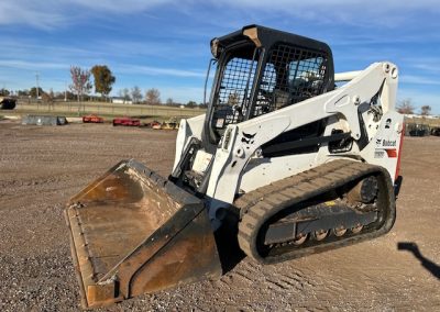 2017 Bobcat T650 Track Machine Skid Steer Loader - $31,000