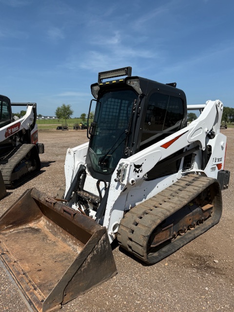 2018 Bobcat T595 Closed Cab Track Machine Skid Steer
