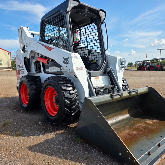 2017 Bobcat S570 Tire Machine Skid Steer