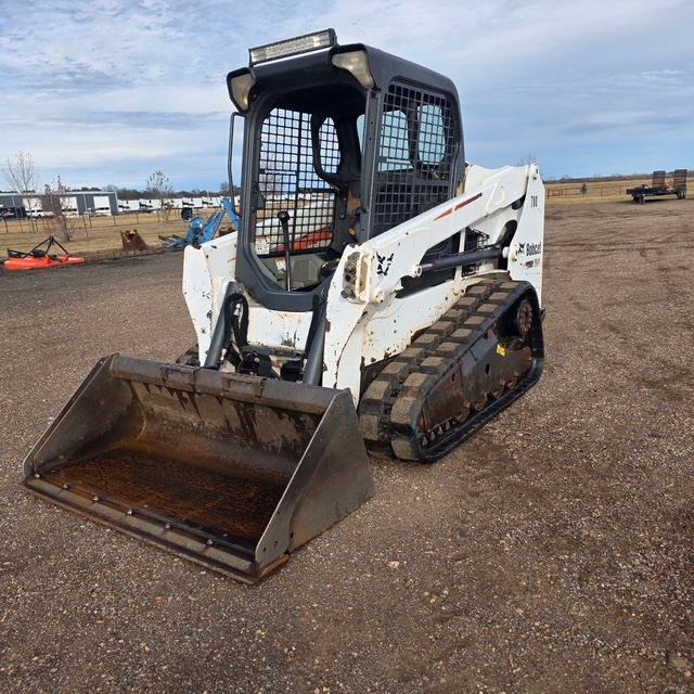 2015 Bobcat T550 Open Cab Track Machine Skid Steer